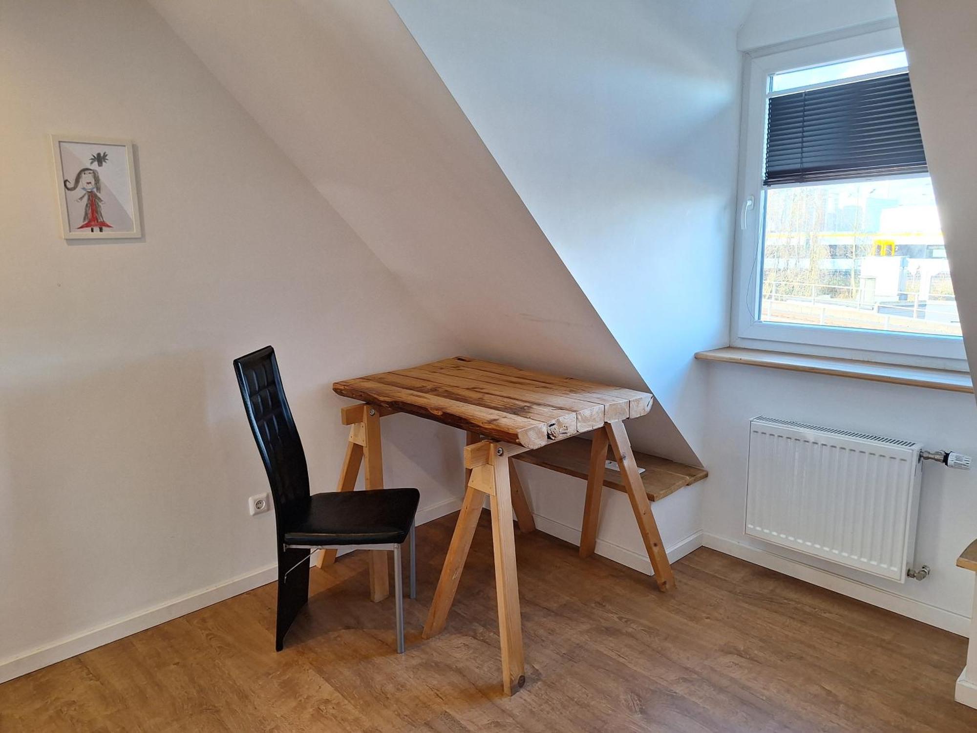 Bielefeld Zentral Komplette Fewo, 4 Schlafbereiche Bis Zu 8 Personen Exterior foto